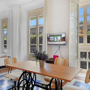 https://apartamentos-malagueta-beach.1costadelsol.com