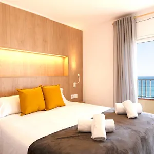 https://apartaments-primera-linea-torre-valentina.catalonia-hotels.com