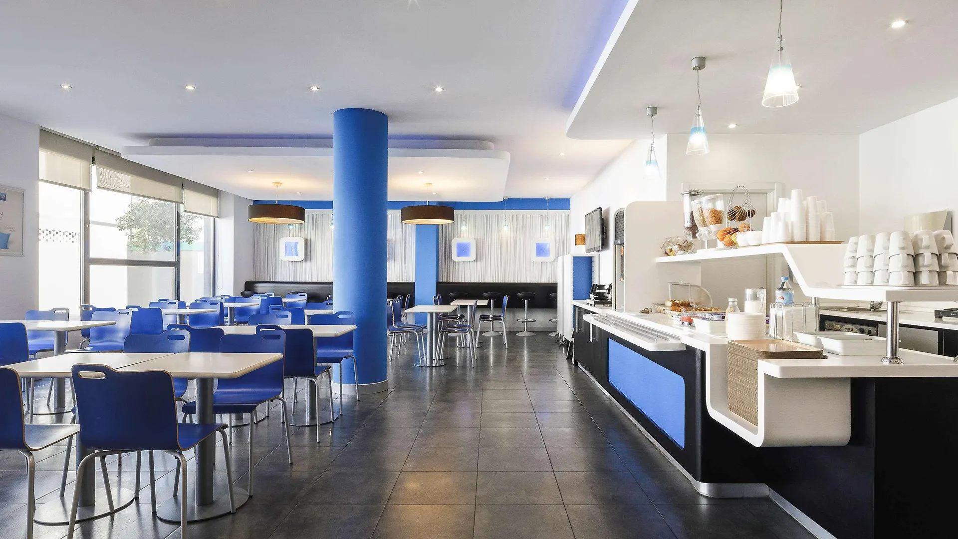 Ibis Budget Málaga Centro 0*,  España